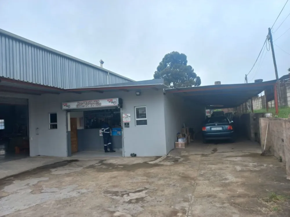 Commercial industrial property to rent in Mthatha - 1MH1614971