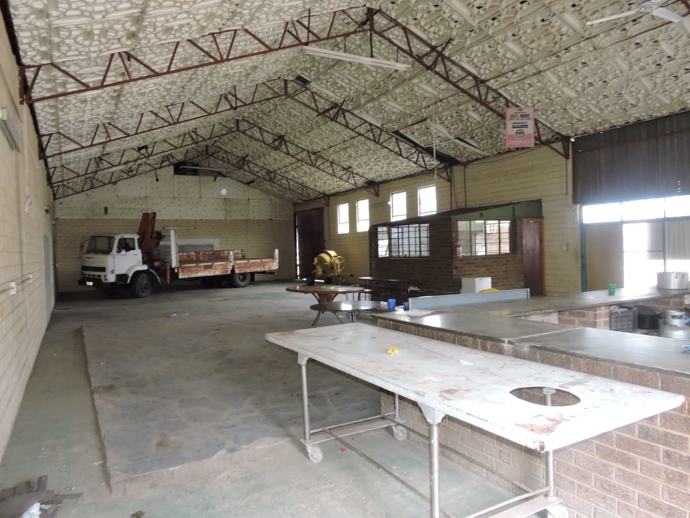 Mixed use farm for sale in Boshoek - 1RU1615427