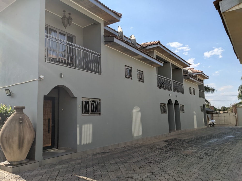House to rent in Roma, Zambia - 3ZA1615230