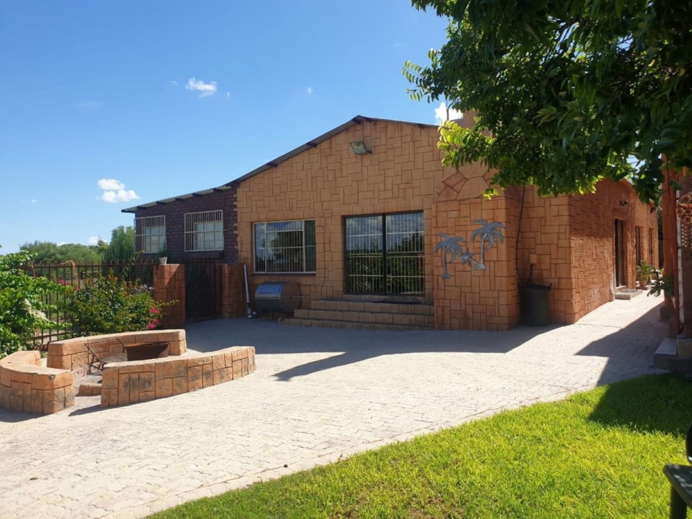 Lifestyle property for sale in Barkly West - 1KJ1615438