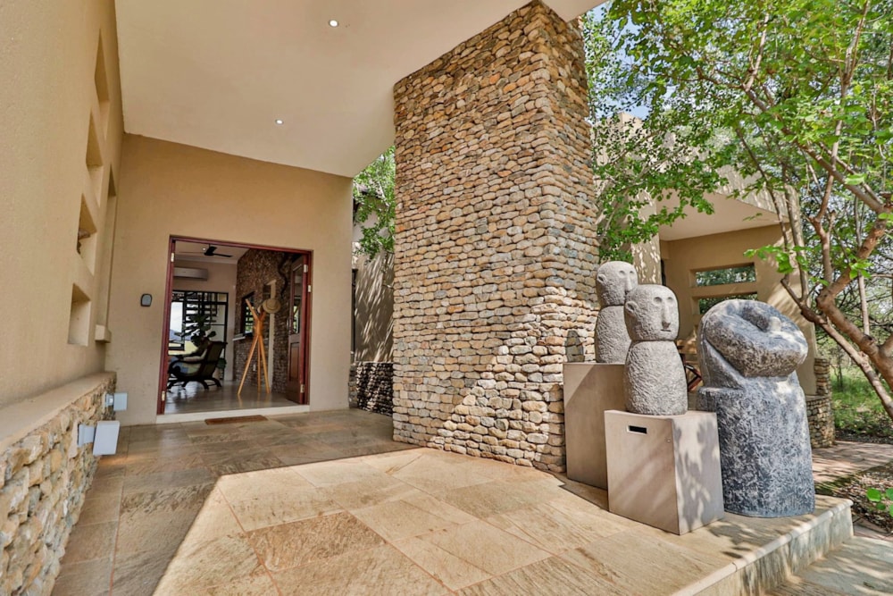 House for sale in Mjejane Game Reserve - 1NK1615468