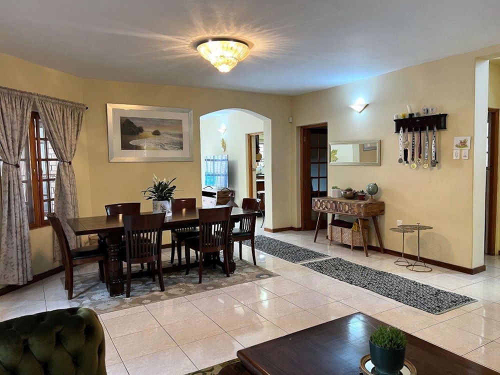 Townhouse let in Broadhurst, Botswana - 3BO1693481 Townhouse let in Broadhurst, Botswana - 3BO1693481