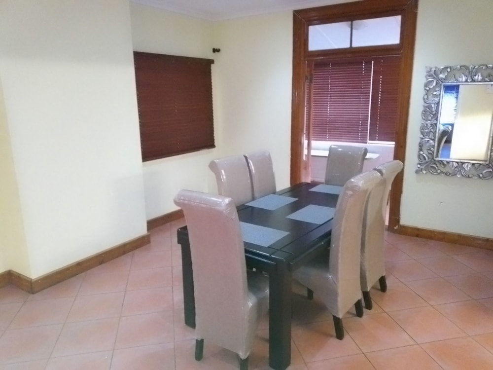 Single-storey house for sale in Glenwood, Durban - 1DA1682393 Single-storey house for sale in Glenwood, Durban - 1DA1682393