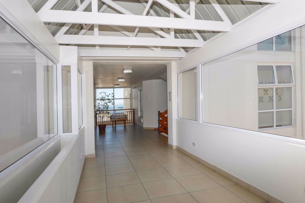 Penthouse apartment for sale in Summerstrand - 1PLZ1549188 Penthouse apartment for sale in Summerstrand - 1PLZ1549188