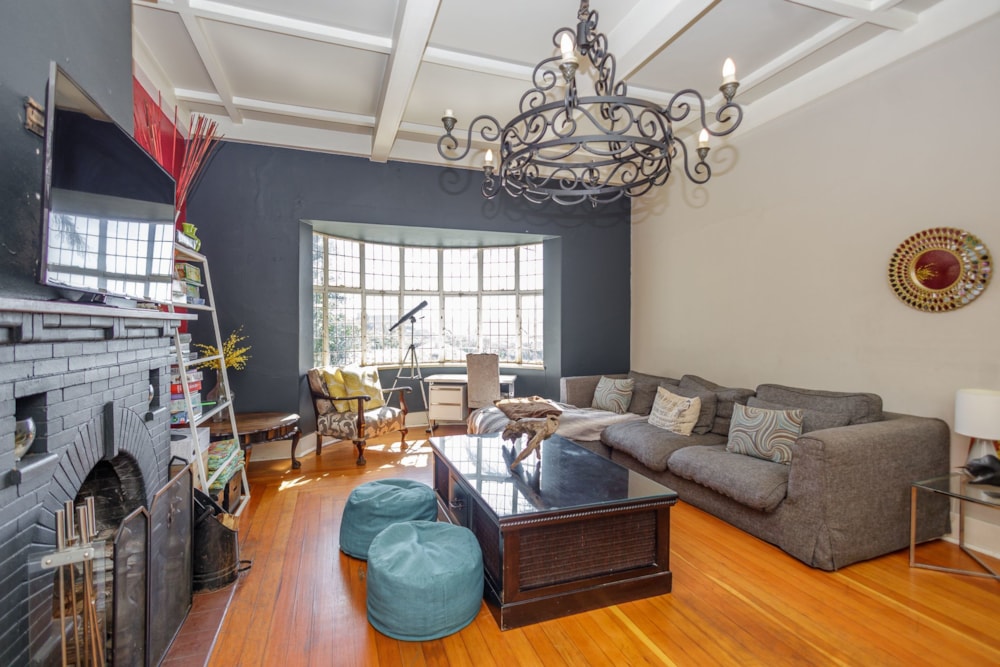 House for sale in Kensington, Bedfordview Area - BED1655915 House for sale in Kensington, Bedfordview Area - BED1655915