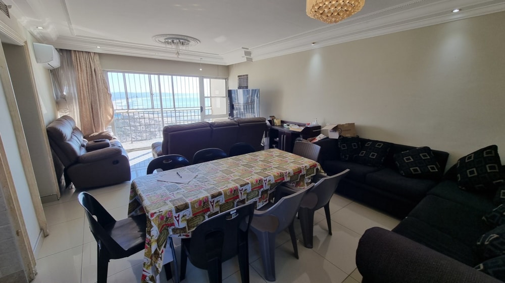 Multi-storey apartment for sale in South Beach Durban - 1DA1614423 Multi-storey apartment for sale in South Beach Durban - 1DA1614423