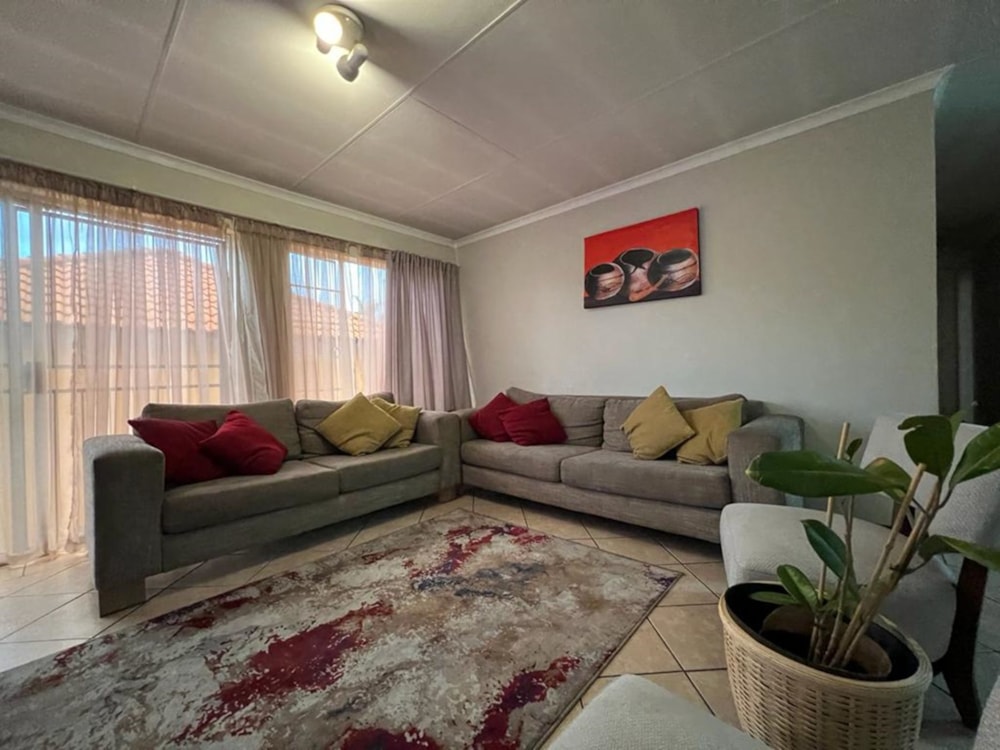 House let in Thatchfield - CNL1683478 House let in Thatchfield - CNL1683478