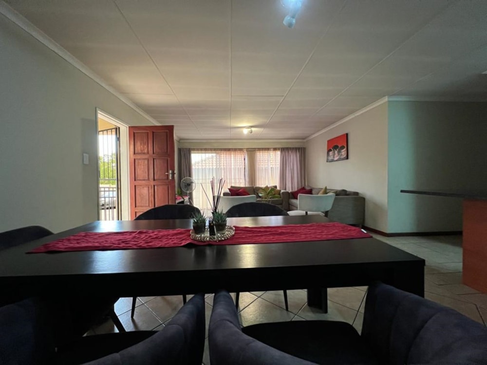 House let in Thatchfield - CNL1683478 House let in Thatchfield - CNL1683478