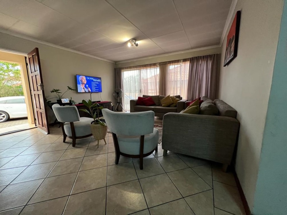 House let in Thatchfield - CNL1683478 House let in Thatchfield - CNL1683478