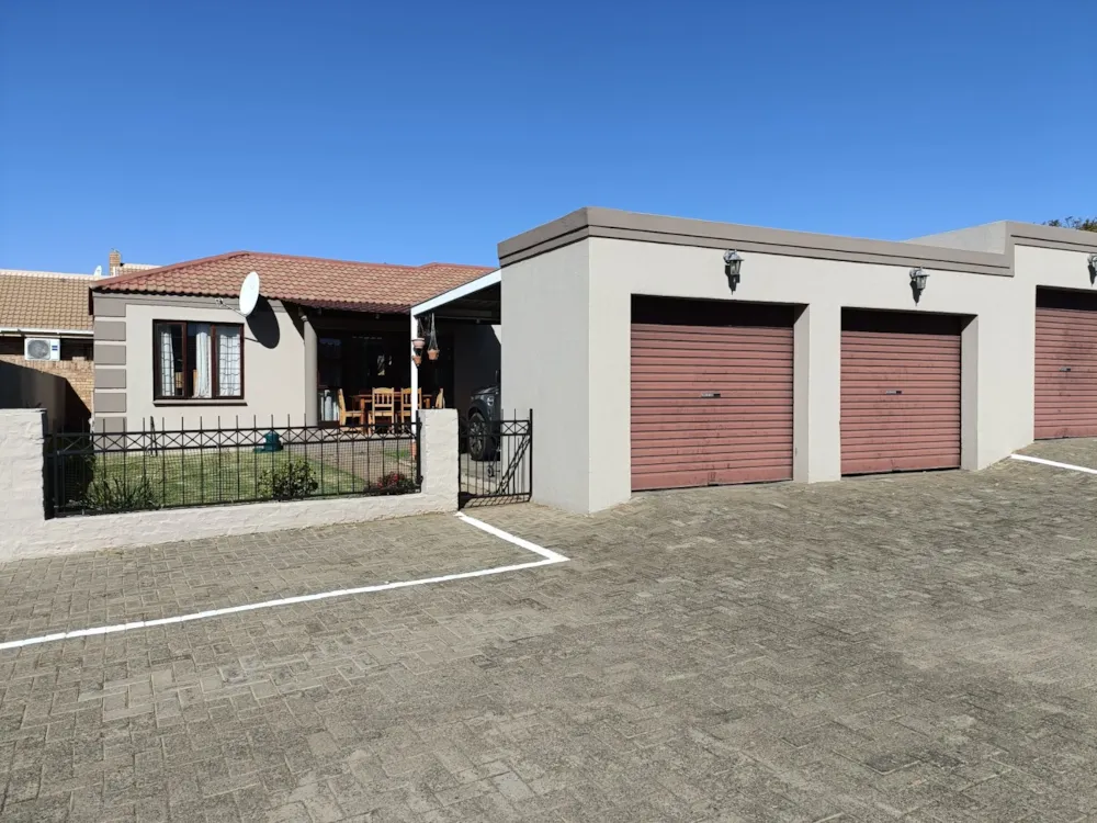 Townhouse let in Langenhovenpark - 1BX1747559 Townhouse let in Langenhovenpark - 1BX1747559