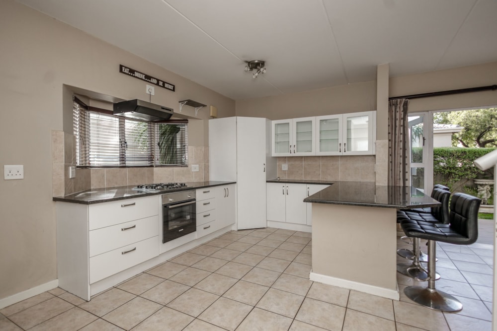 Townhouse for sale in Eagle Canyon Golf Estate - RAN1717709