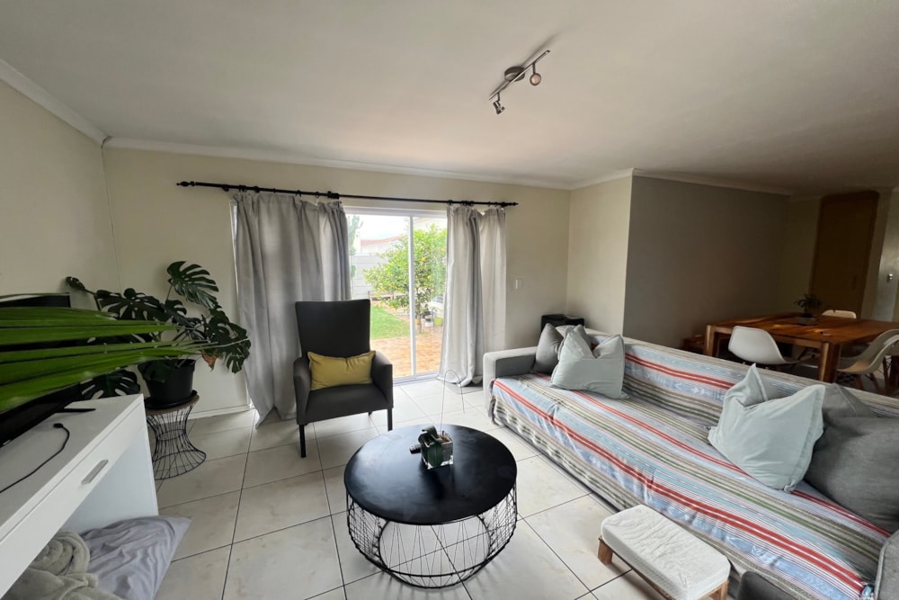 House let in Sunningdale, Blouberg - 1TV1705406