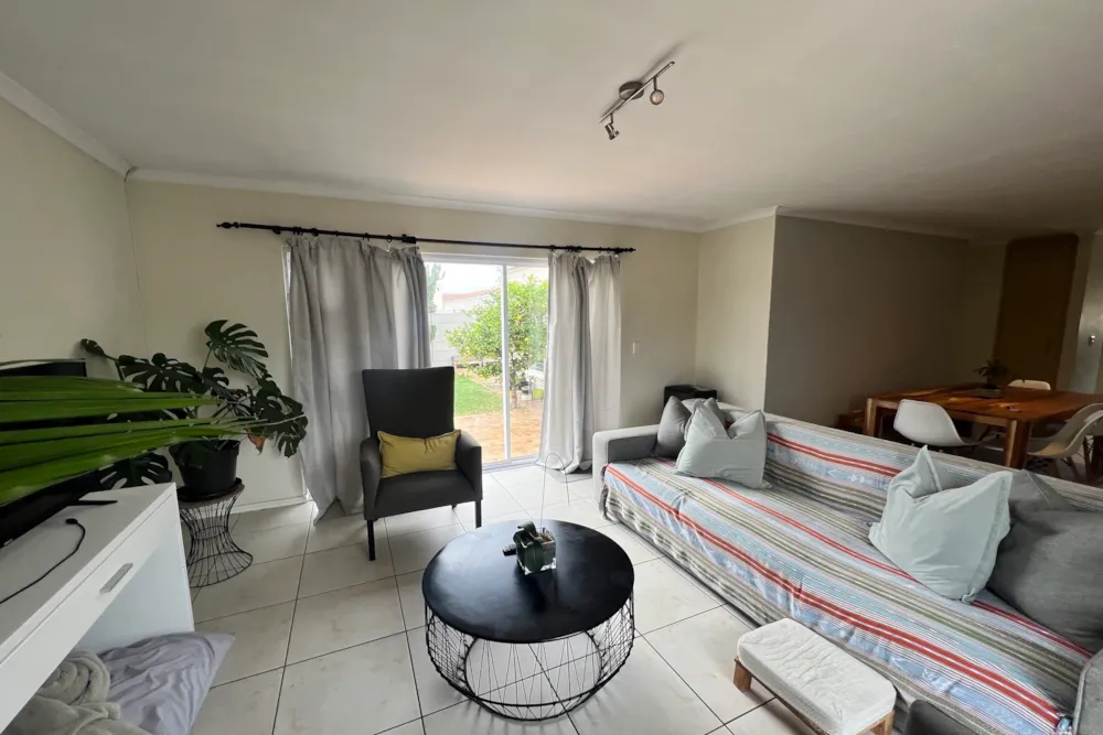 House to rent in Sunningdale, Blouberg - 1TV1749370 House to rent in Sunningdale, Blouberg - 1TV1749370