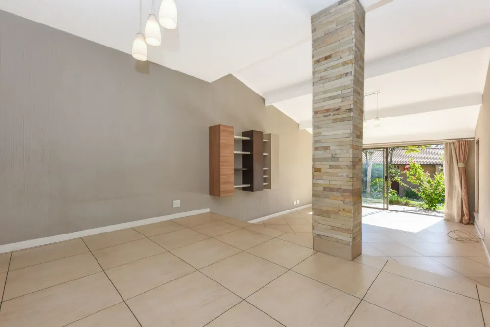 Townhouse sold in River Club, Sandton - HP1702472 Townhouse sold in River Club, Sandton - HP1702472
