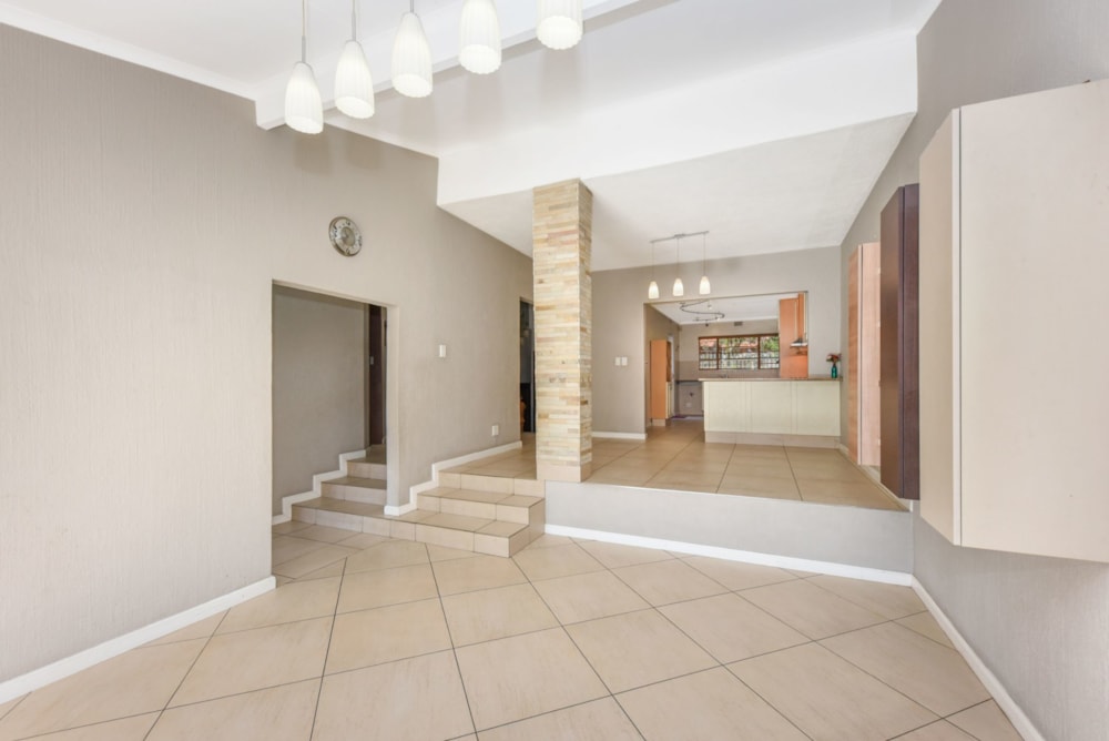 Townhouse for sale in River Club, Sandton - HP1702472 Townhouse for sale in River Club, Sandton - HP1702472