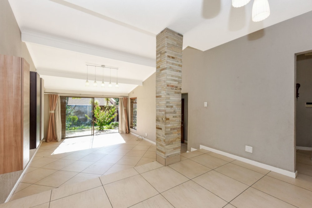 Townhouse for sale in River Club, Sandton - HP1702472