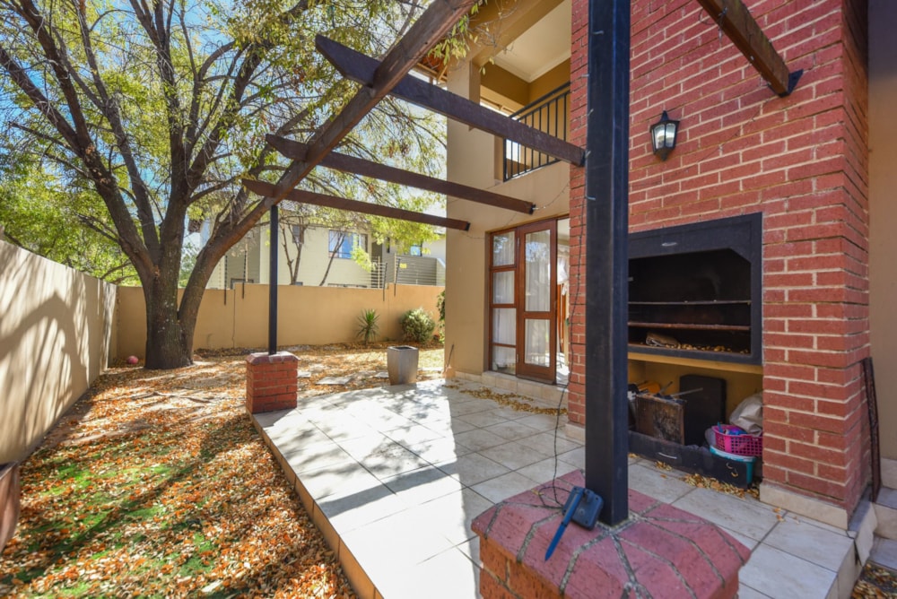 Cluster sold in Craigavon - FW1683001 Cluster sold in Craigavon - FW1683001