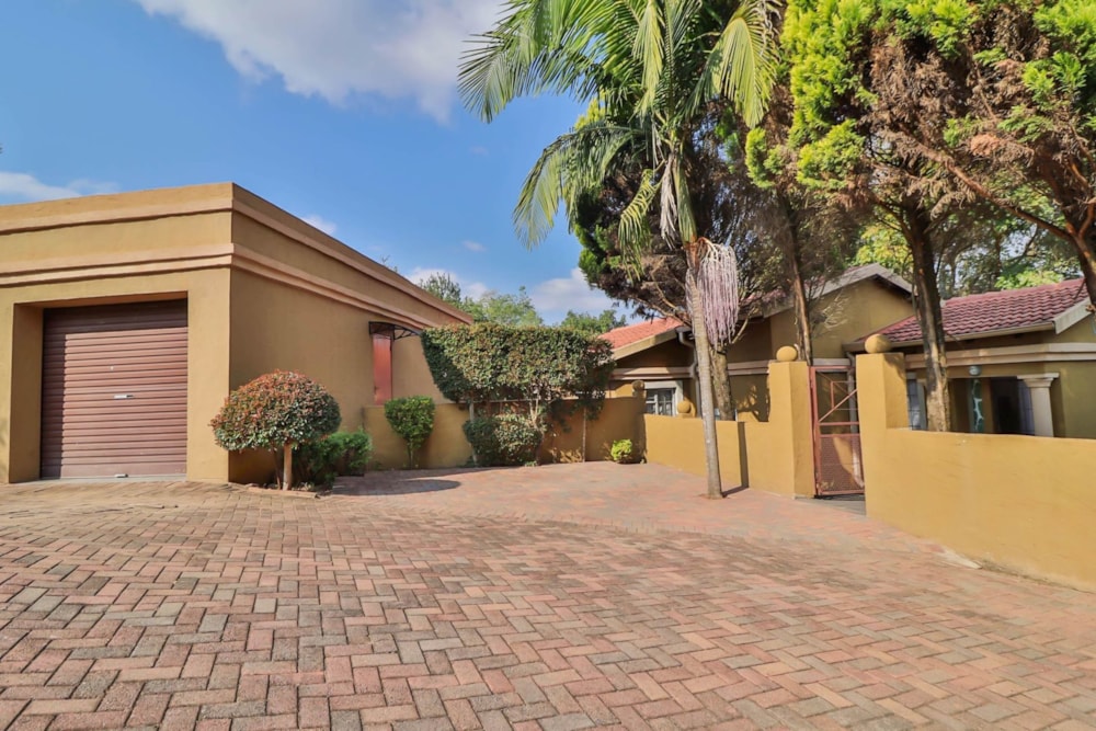 House for sale in Stonehenge - 1NS1619664 House for sale in Stonehenge - 1NS1619664