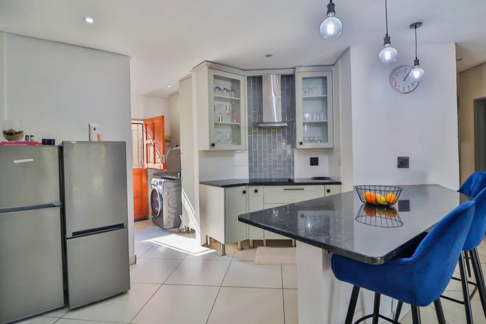 House for sale in Stonehenge - 1NS1619664 House for sale in Stonehenge - 1NS1619664