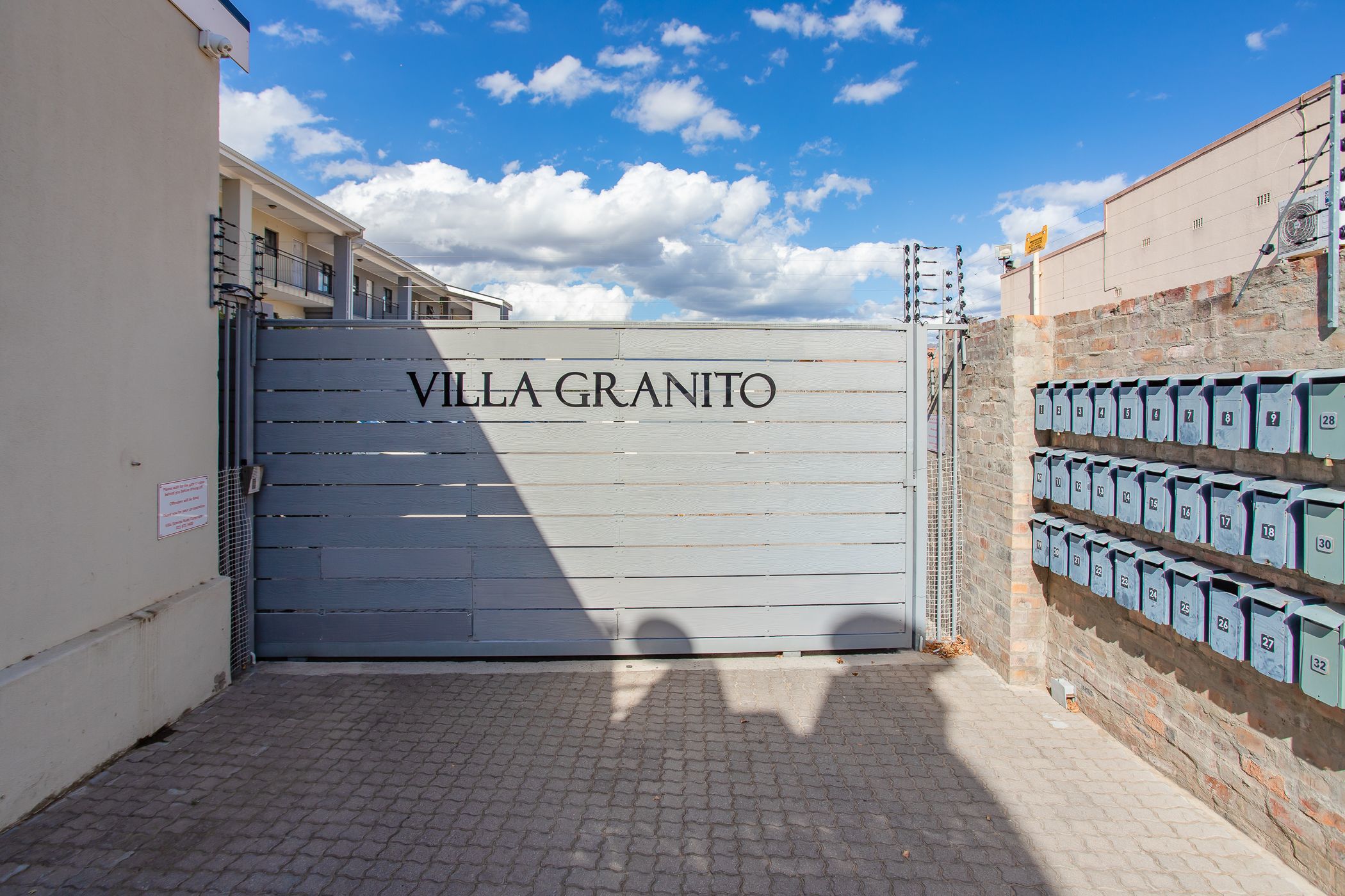 Apartment for sale in Paarl North - TK1744193