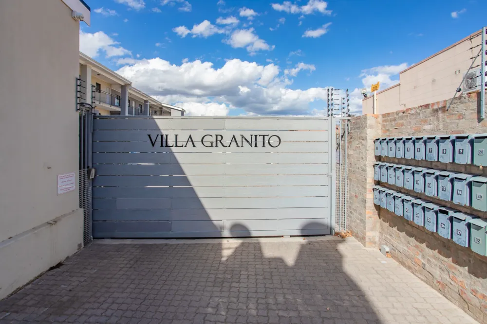 Apartment sold in Paarl North - TK1744193 Apartment sold in Paarl North - TK1744193