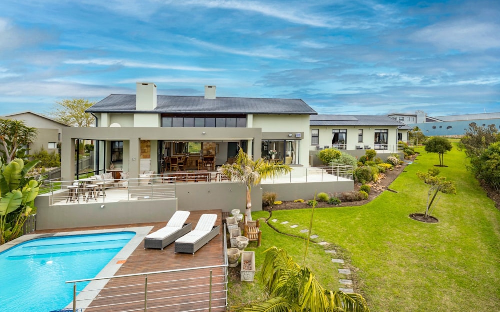 House sold in Oubaai - GEO1617473 House sold in Oubaai - GEO1617473