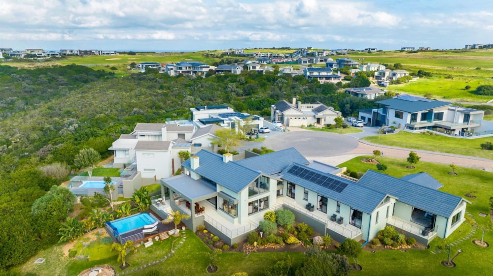 House sold in Oubaai - GEO1617473 House sold in Oubaai - GEO1617473