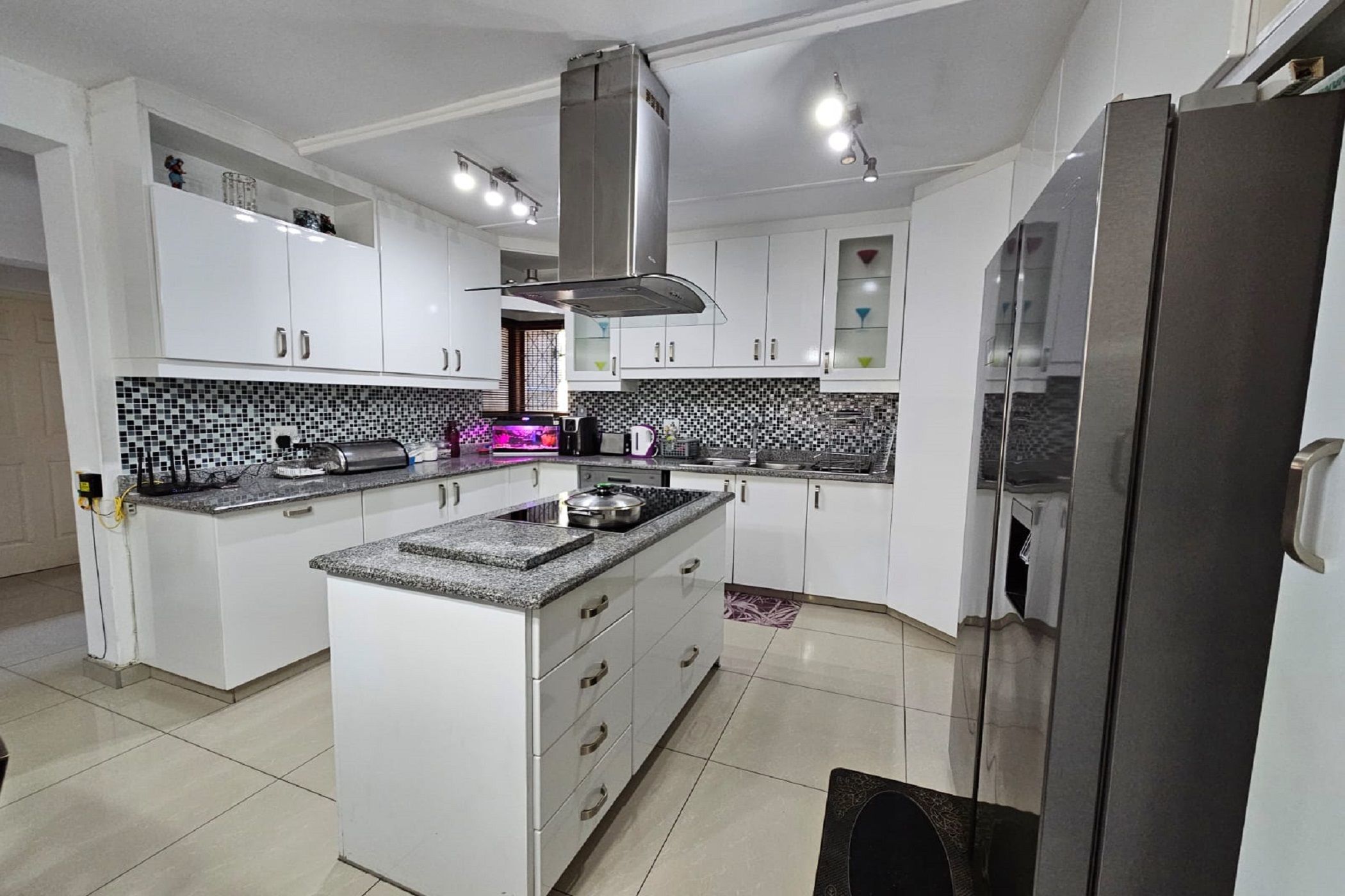 Townhouse for sale in Umtentweni - 1PX1618783