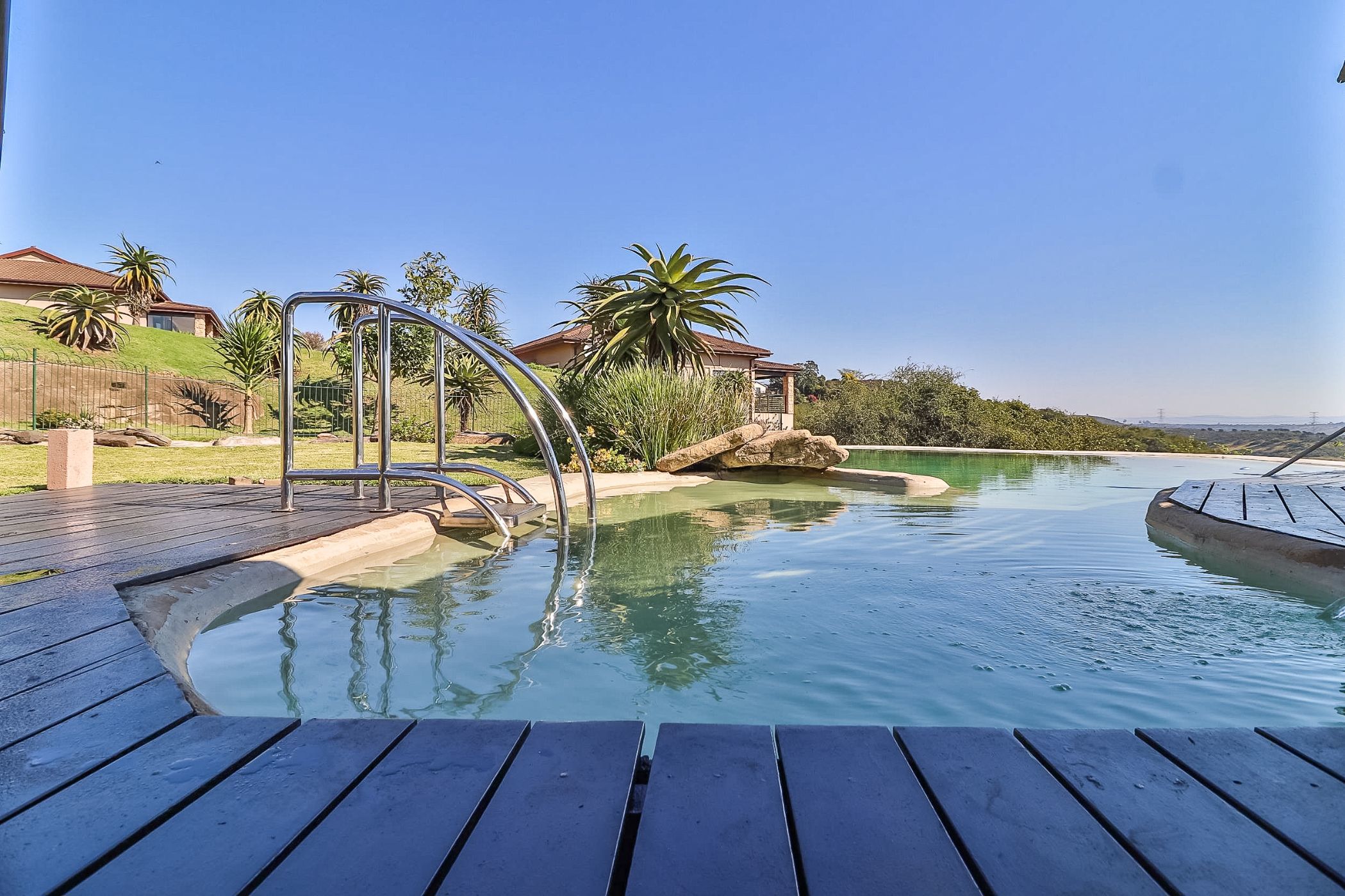 Townhouse sold in Camperdown - 1PM1693012