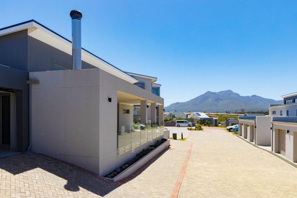 Retirement apartment let in Welgelegen Estate - GEO1705365 Retirement apartment let in Welgelegen Estate - GEO1705365