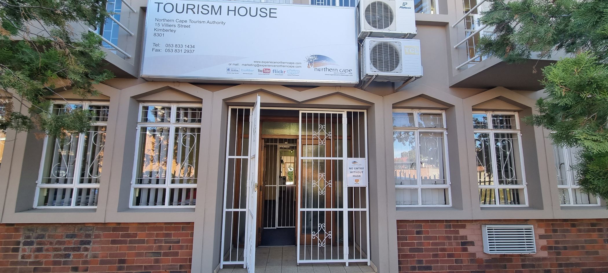 Commercial office for sale in Kimberley - 1KJ1615040