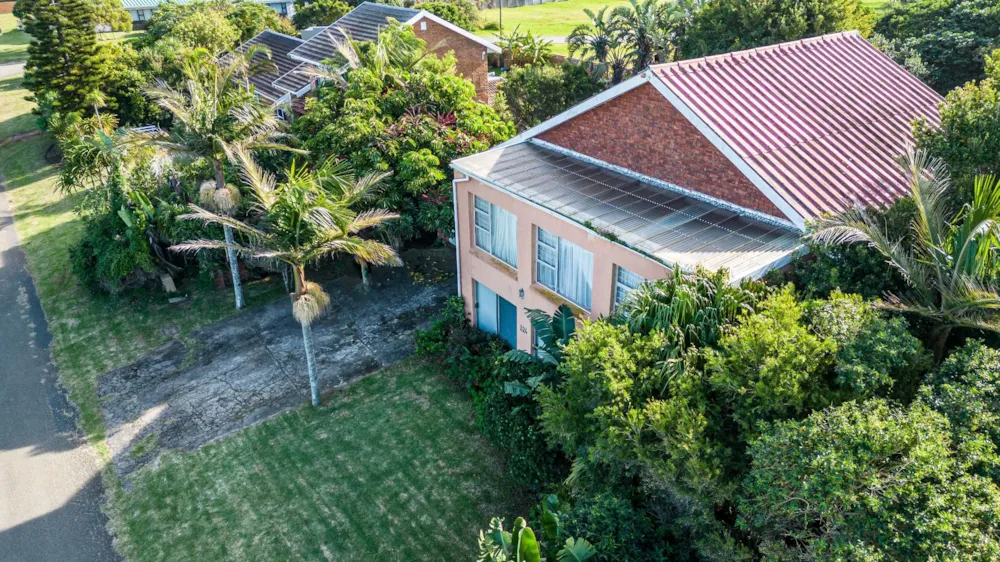 Double-storey house for sale in Kaysers Beach - 1ET1616242 Double-storey house for sale in Kaysers Beach - 1ET1616242