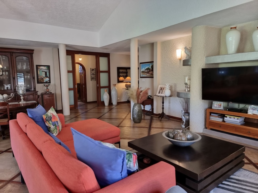 House for sale in Petite Riviere Noire, Mauritius - MUR1616566 House for sale in Petite Riviere Noire, Mauritius - MUR1616566