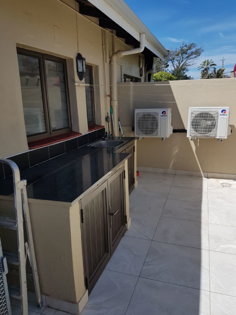 Apartment for sale in Scottburgh South - 1si1616657