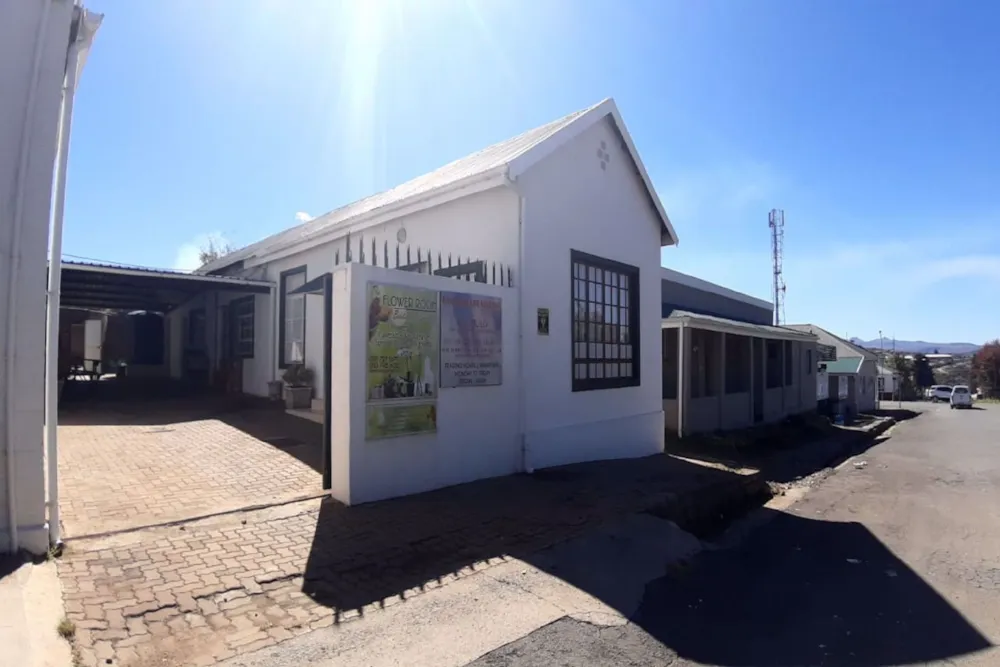 Commercial office let in Kokstad - 1UB1616593