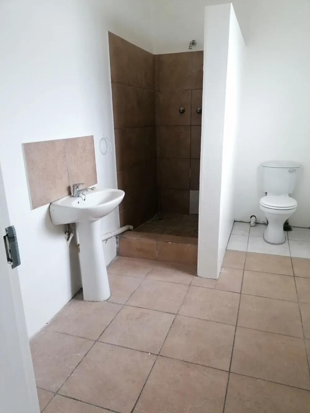 Commercial office let in Kokstad - 1UB1616593