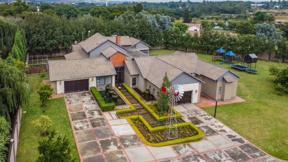 Smallholding for sale in Mnandi - CN1616775