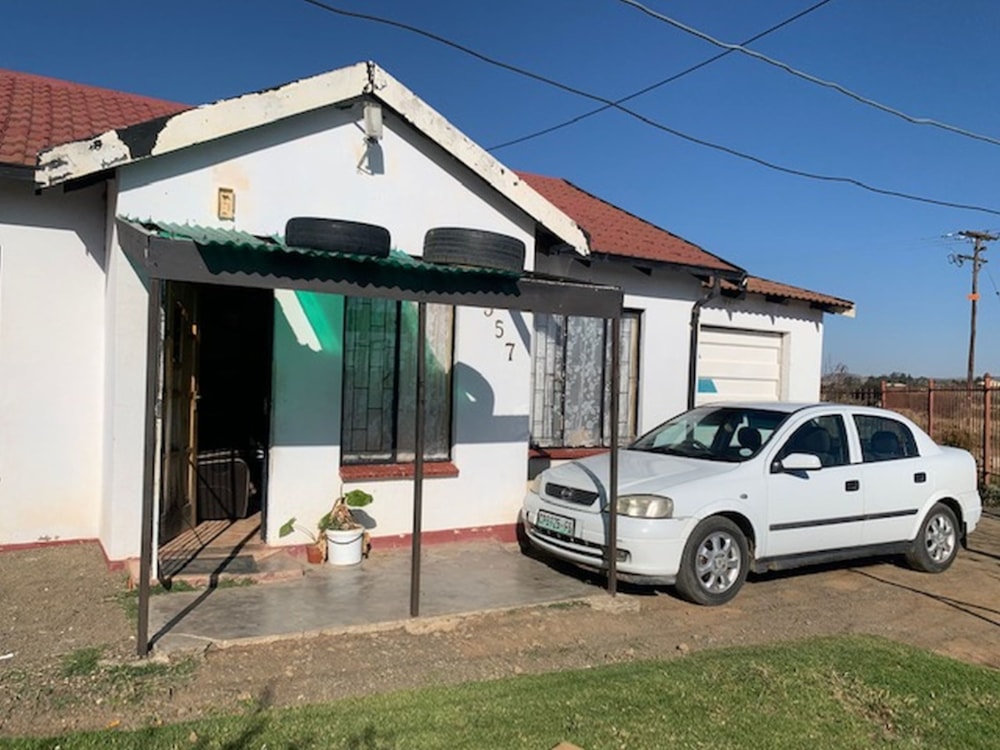 House for sale in Selosesha - 1BX1616984 House for sale in Selosesha - 1BX1616984