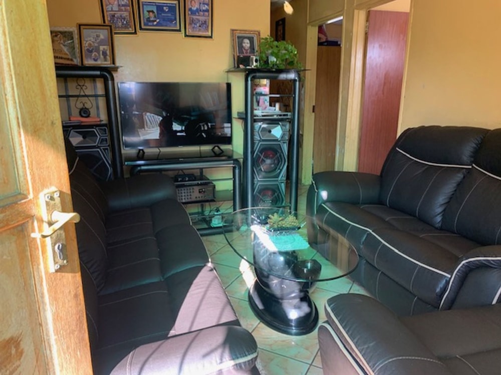 House for sale in Selosesha - 1BX1616984 House for sale in Selosesha - 1BX1616984