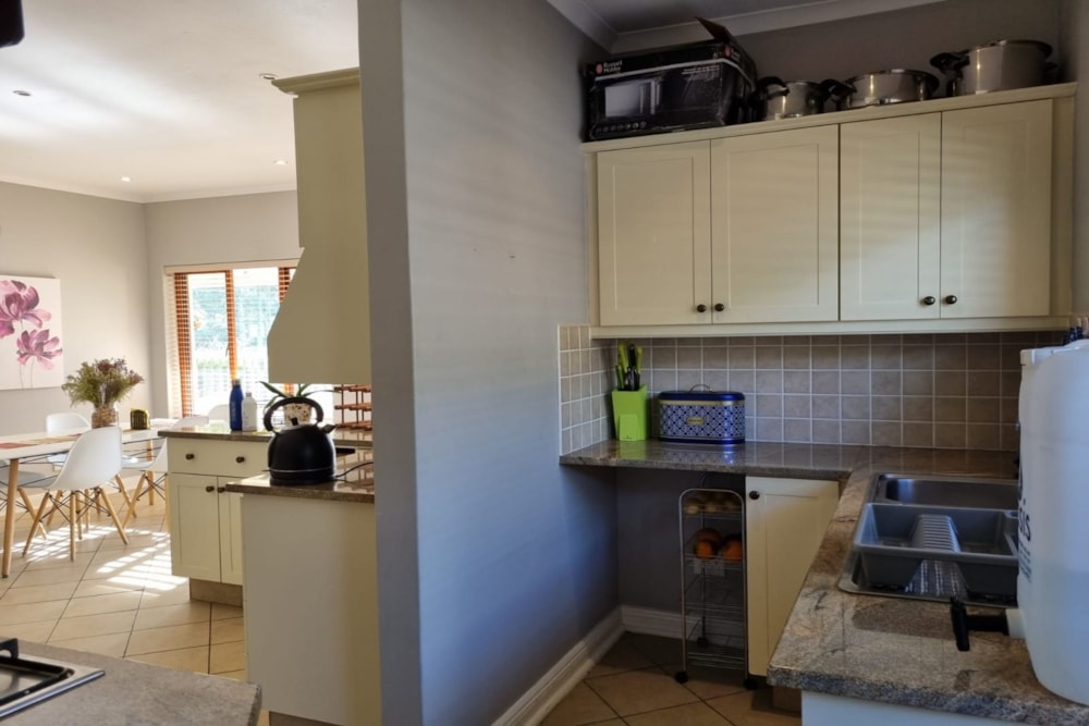 Townhouse let in Oatlands North - 1GC1711545 Townhouse let in Oatlands North - 1GC1711545