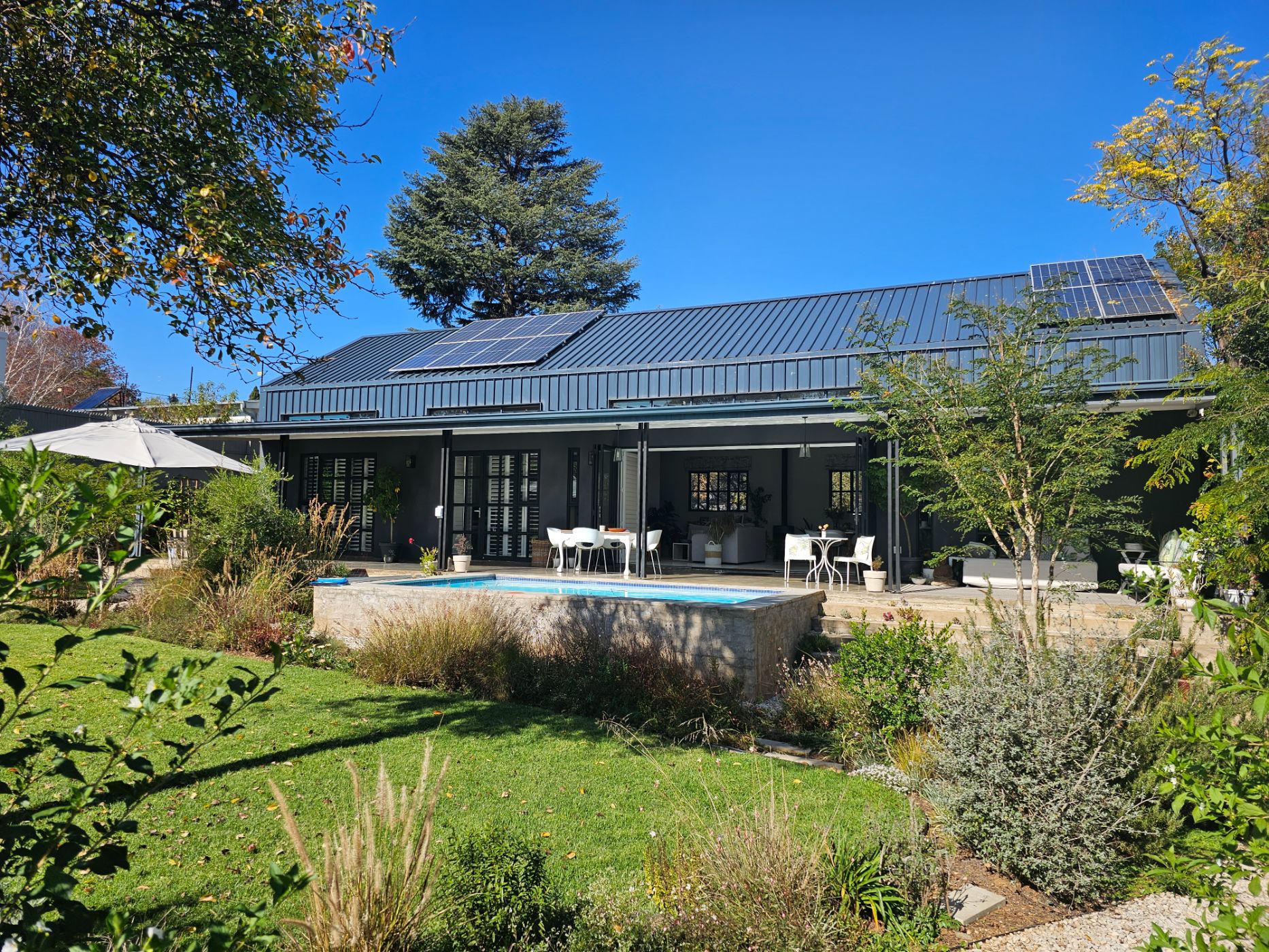 House let in Craighall Park - JBL1696085