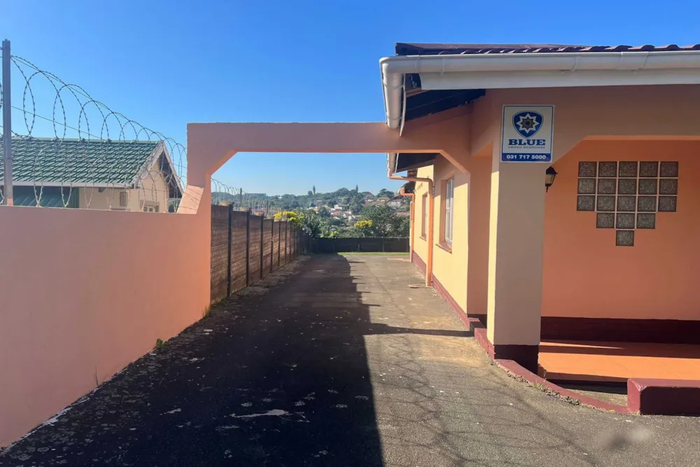 House for sale in Montclair, KwaZulu-Natal - 1WB1617081 House for sale in Montclair, KwaZulu-Natal - 1WB1617081