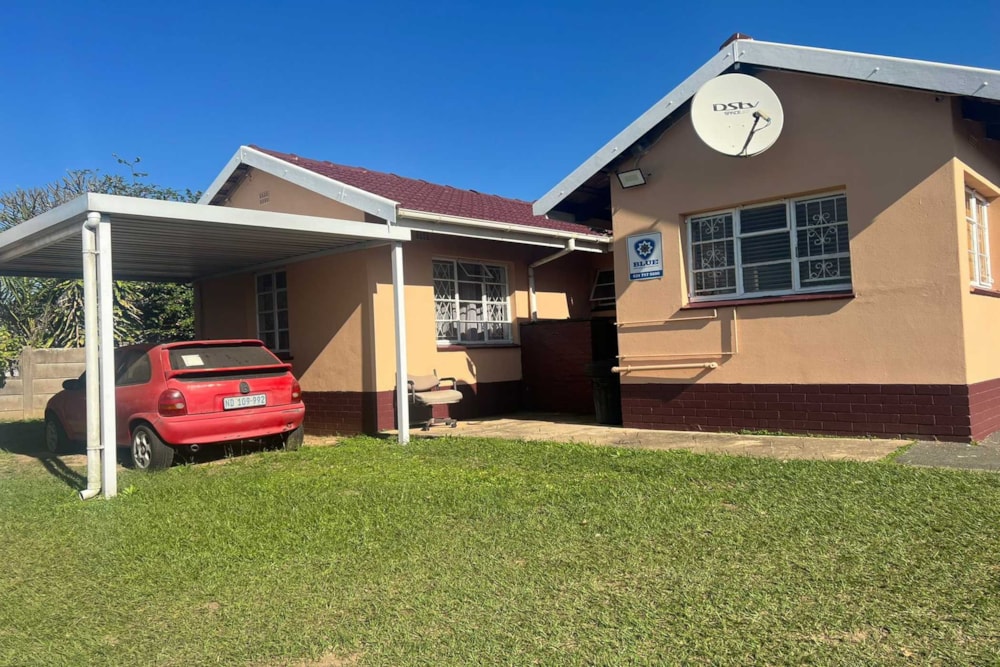 House for sale in Montclair, KwaZulu-Natal - 1WB1617081