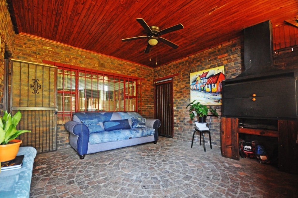 House for sale in Falcon Ridge - 1VT1617295 House for sale in Falcon Ridge - 1VT1617295