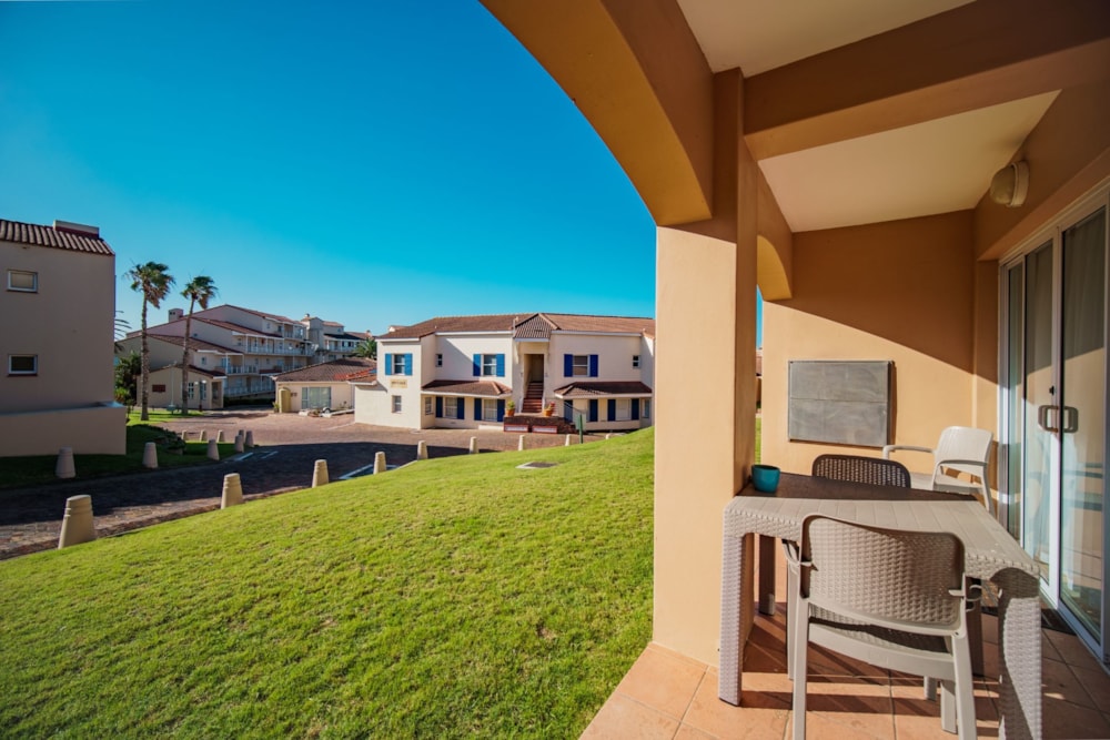 Apartment sold in Port St Francis - 1SA1705187 Apartment sold in Port St Francis - 1SA1705187