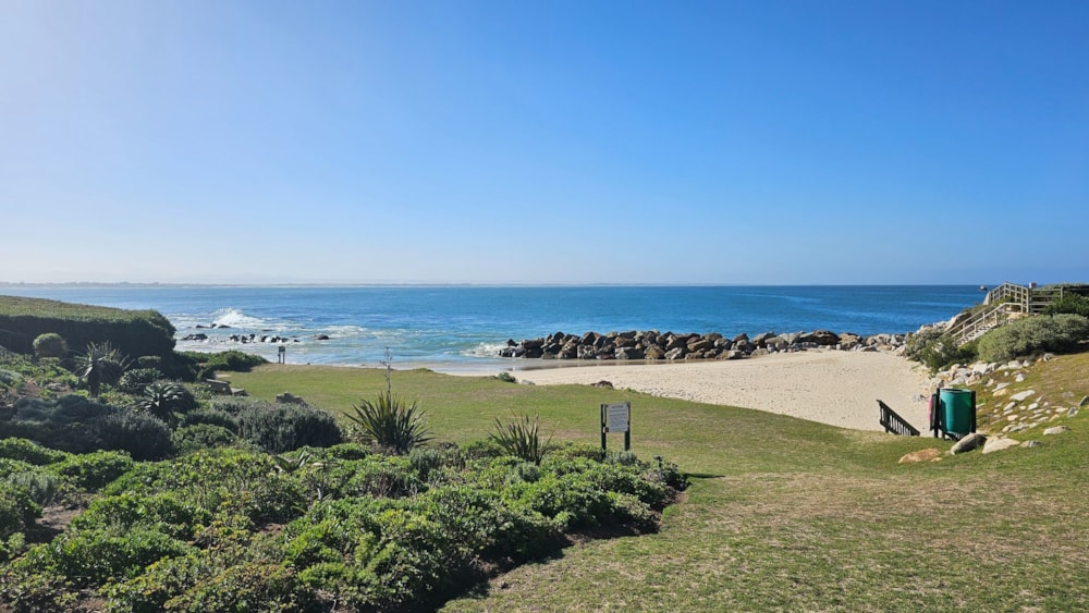 Apartment sold in Port St Francis - 1SA1705187 Apartment sold in Port St Francis - 1SA1705187