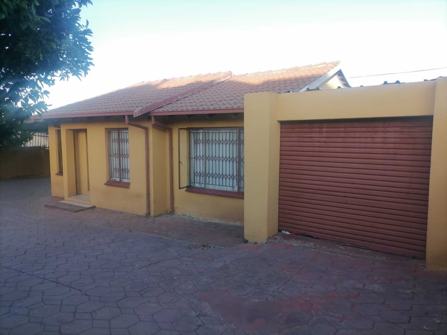 House for sale in Soshanguve BB - PTM1618073
