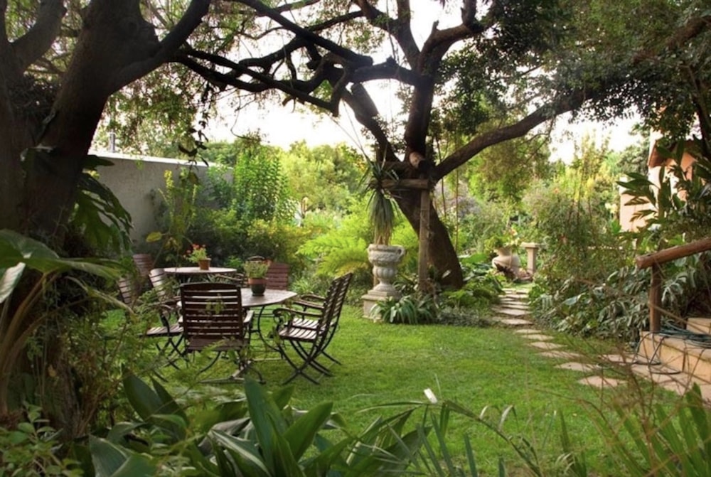 City hotel for sale in Erasmusrand - PT1710217 City hotel for sale in Erasmusrand - PT1710217