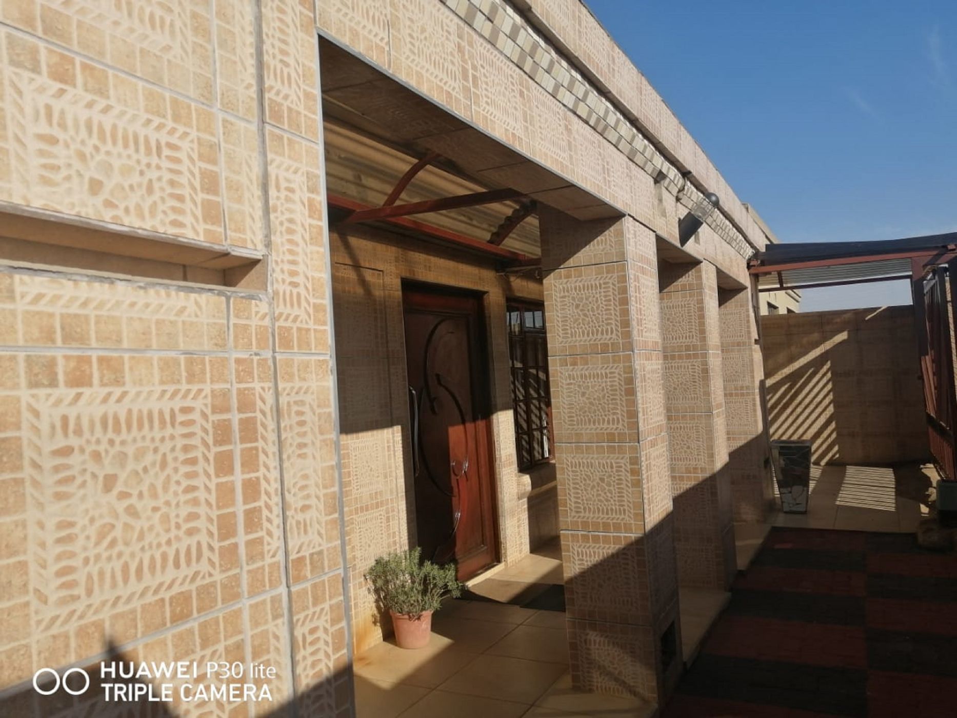 House for sale in Duduza - 1SP1618596