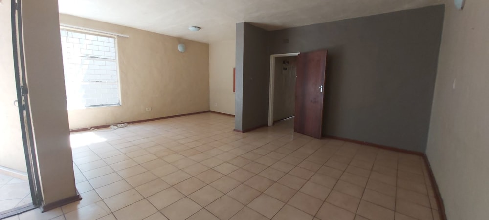 Townhouse to rent in Three Rivers Proper - 1VT1738657